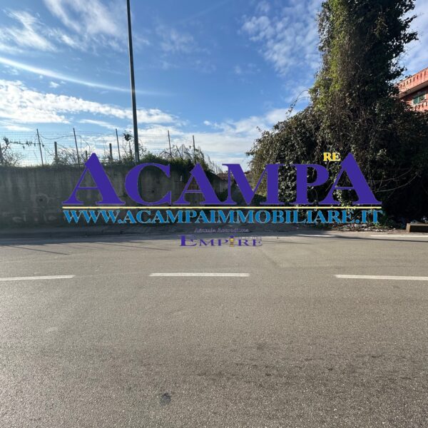 LOTTO DI TERRENO IN VENDITA