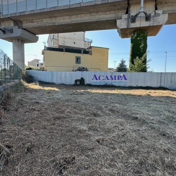 NAPOLI CHIAIANO VIA ANTONIO CAMPANO IN VENDITA TERRENO